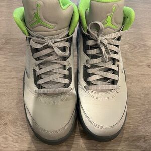 Air Jordan reflectiveand Green Sneakers